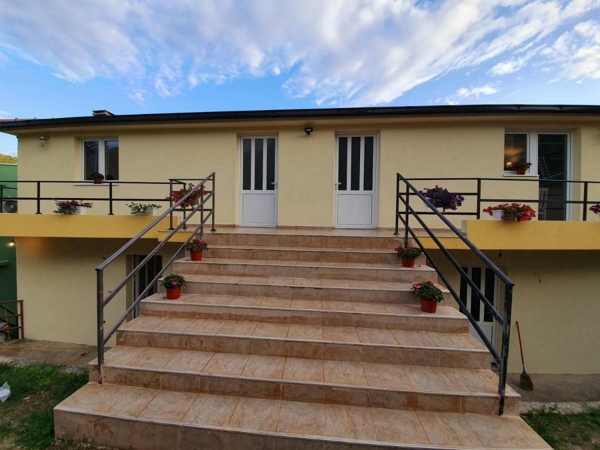 Apartments Kingfisher Virpazar Εξωτερικό φωτογραφία