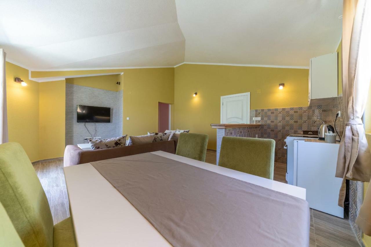 Apartments Kingfisher Virpazar Εξωτερικό φωτογραφία